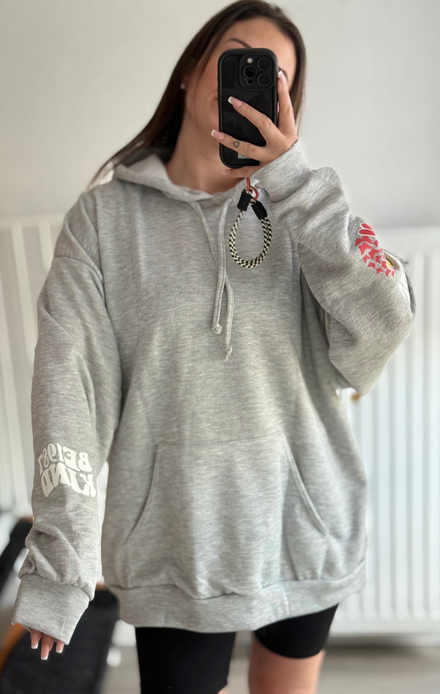 OVERSIZE GRAU BLUME
